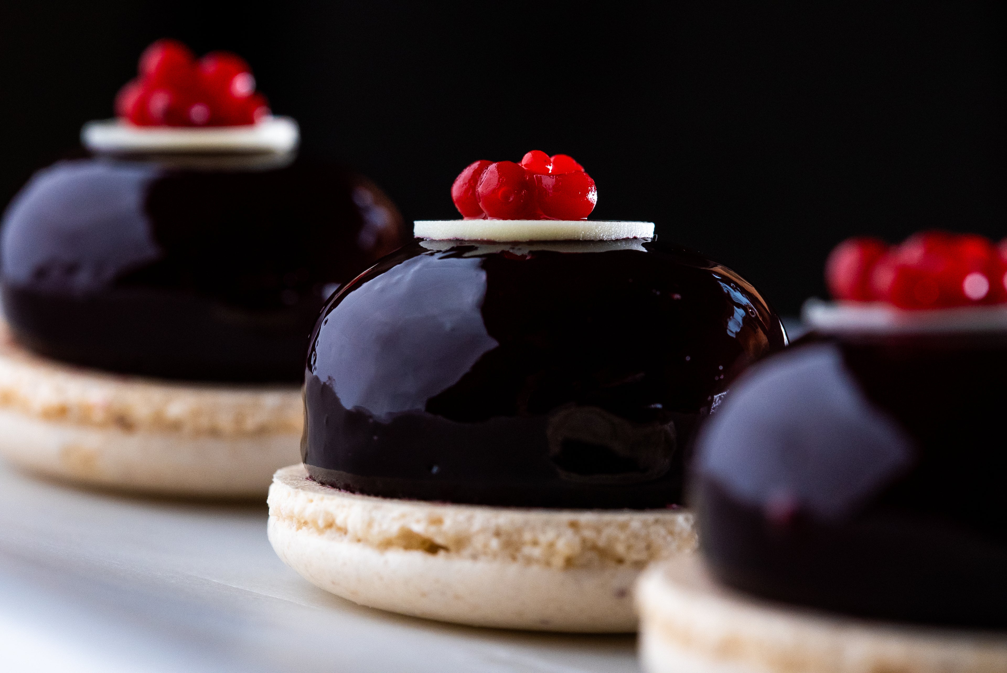 CRIMSON CAVIAR- 6 pieces