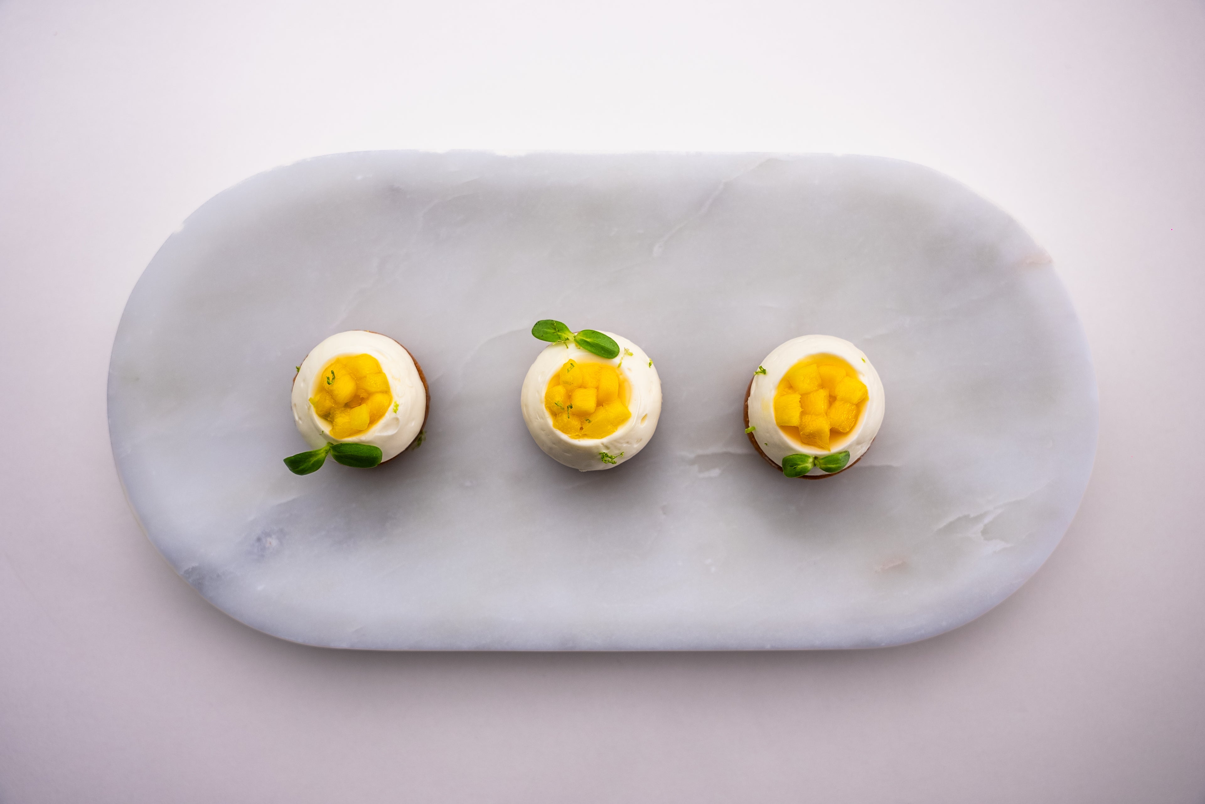 GOLDEN PASSION- 6 pieces