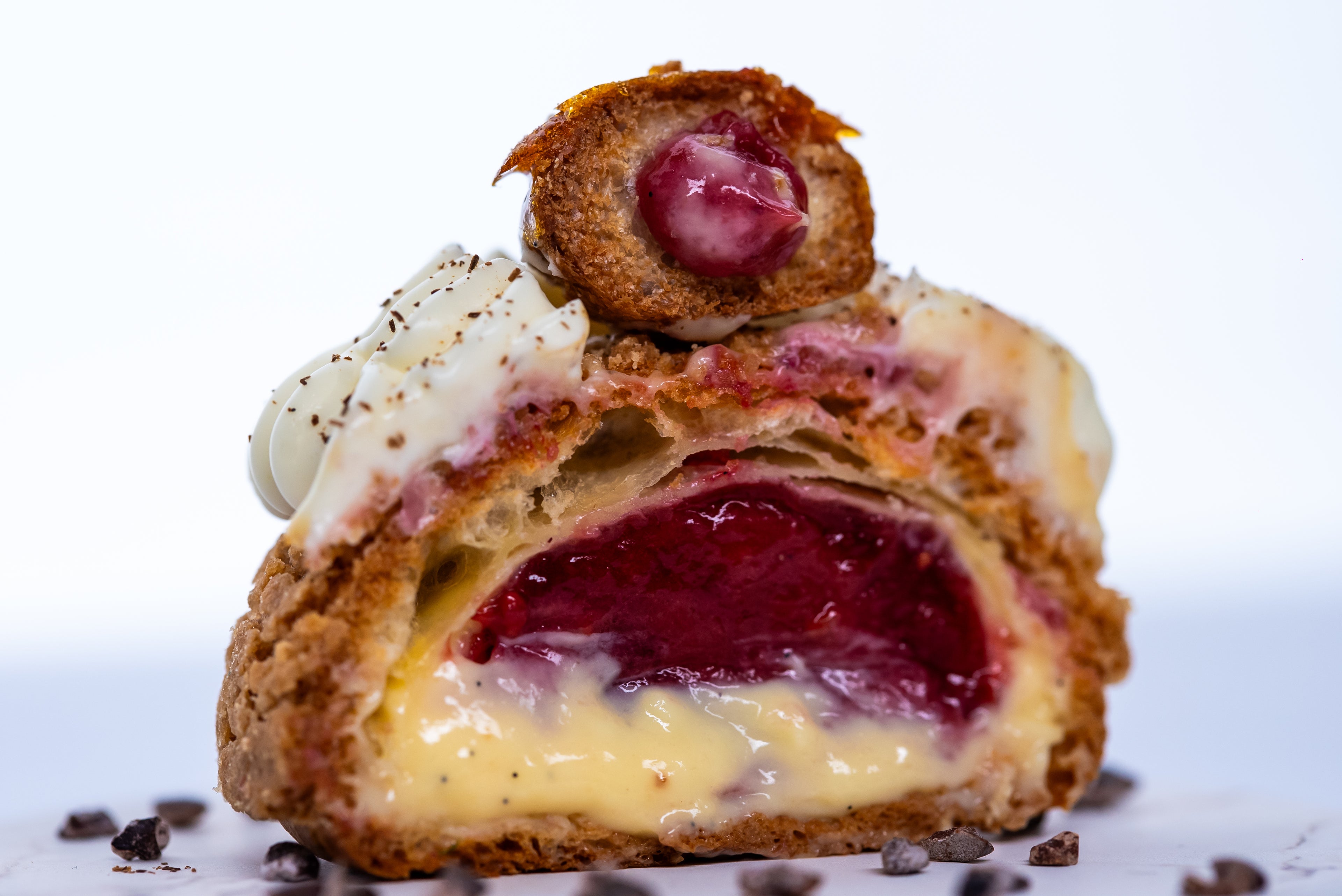 ST. HONORÉ  CHOUX VANILLA TWIST- 6 pieces