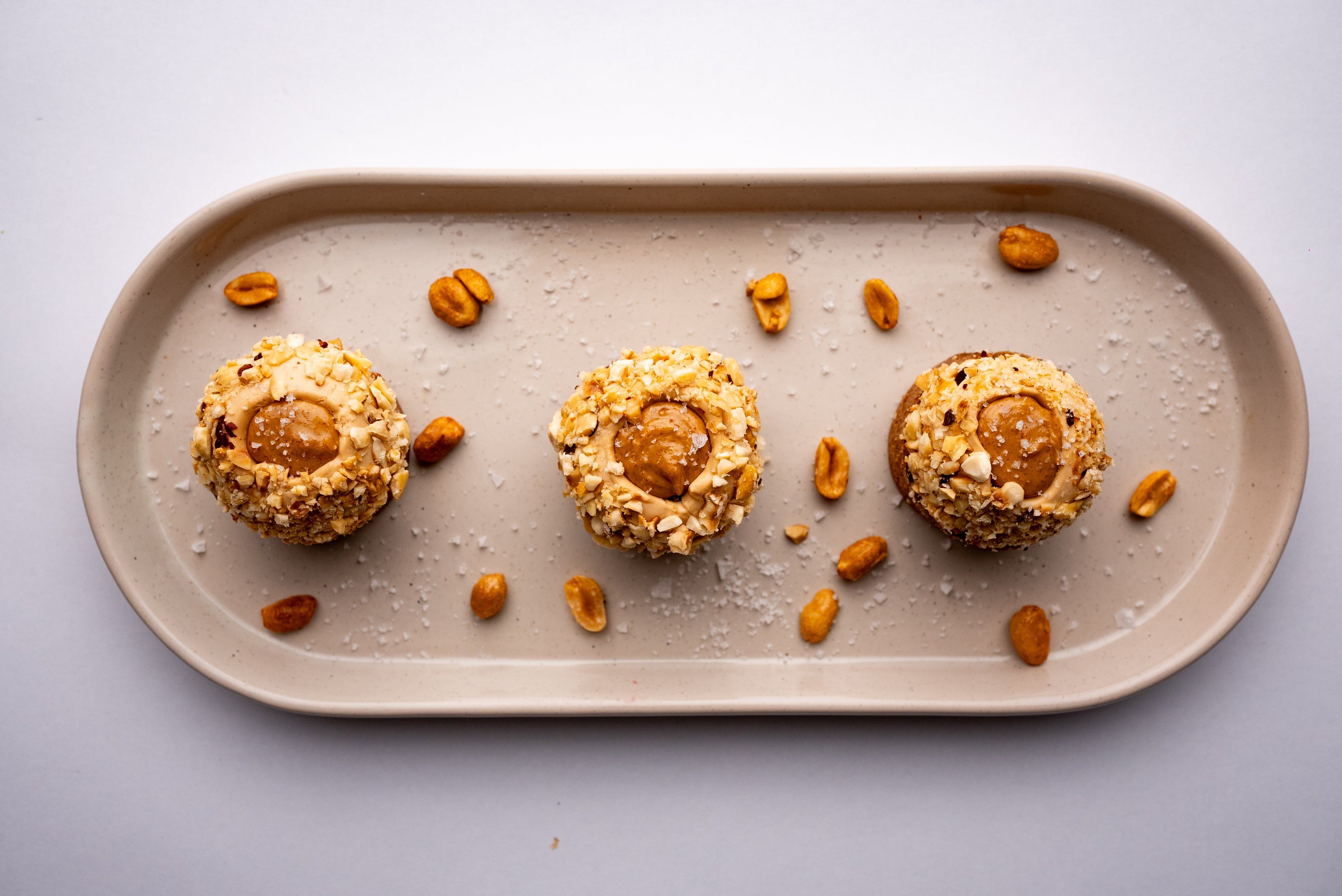 Noisette Royale- 6 pieces